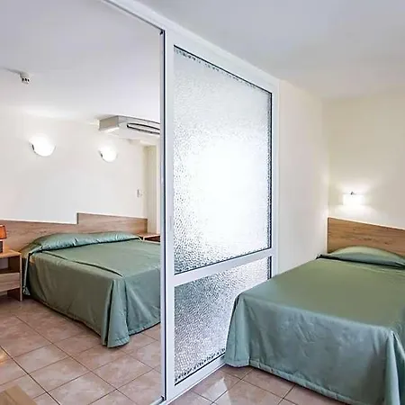 Otel Longosa 4*