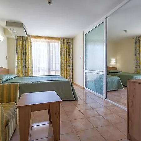 Otel Longosa