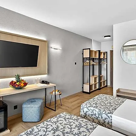 Longosa Otel 4*