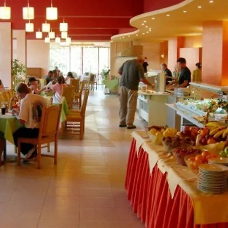 Longosa ホテル 4*